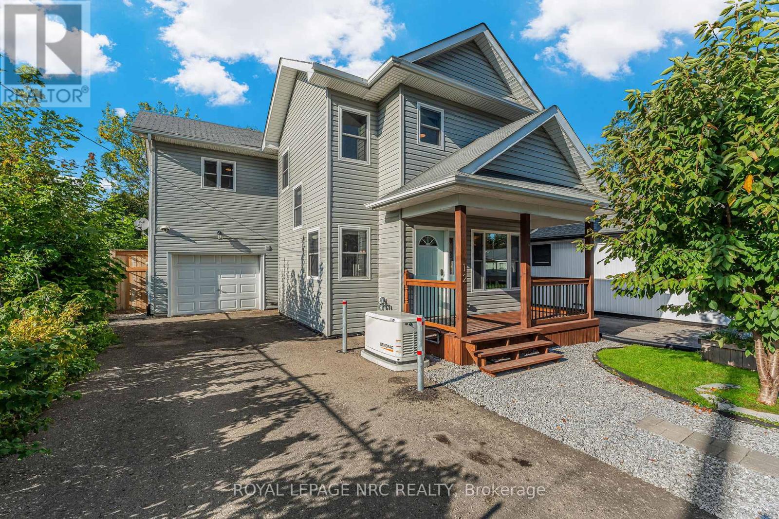 12 Lincoln Road E, Fort Erie, Ontario  L0S 1B0 - Photo 2 - X12730180