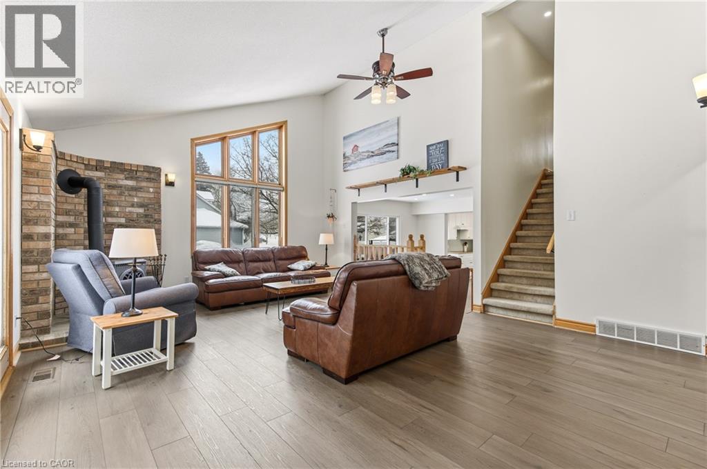 53 Hincks Street, New Hamburg, Ontario  N3A 2A2 - Photo 18 - 40799589