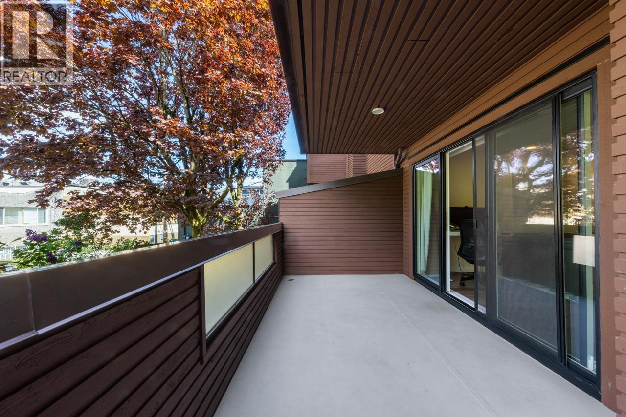 205 1827 W 3rd Avenue, Vancouver, British Columbia  V6J 1K9 - Photo 12 - R3083012