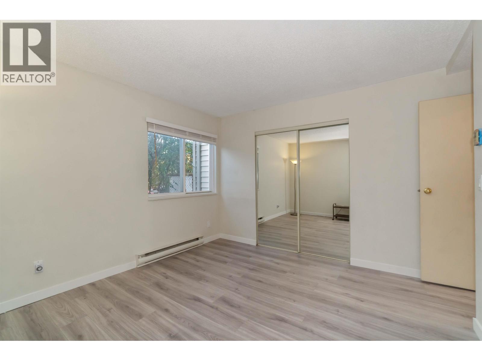 109 555 North Road, Coquitlam, British Columbia  V3J 1N8 - Photo 11 - R3083022