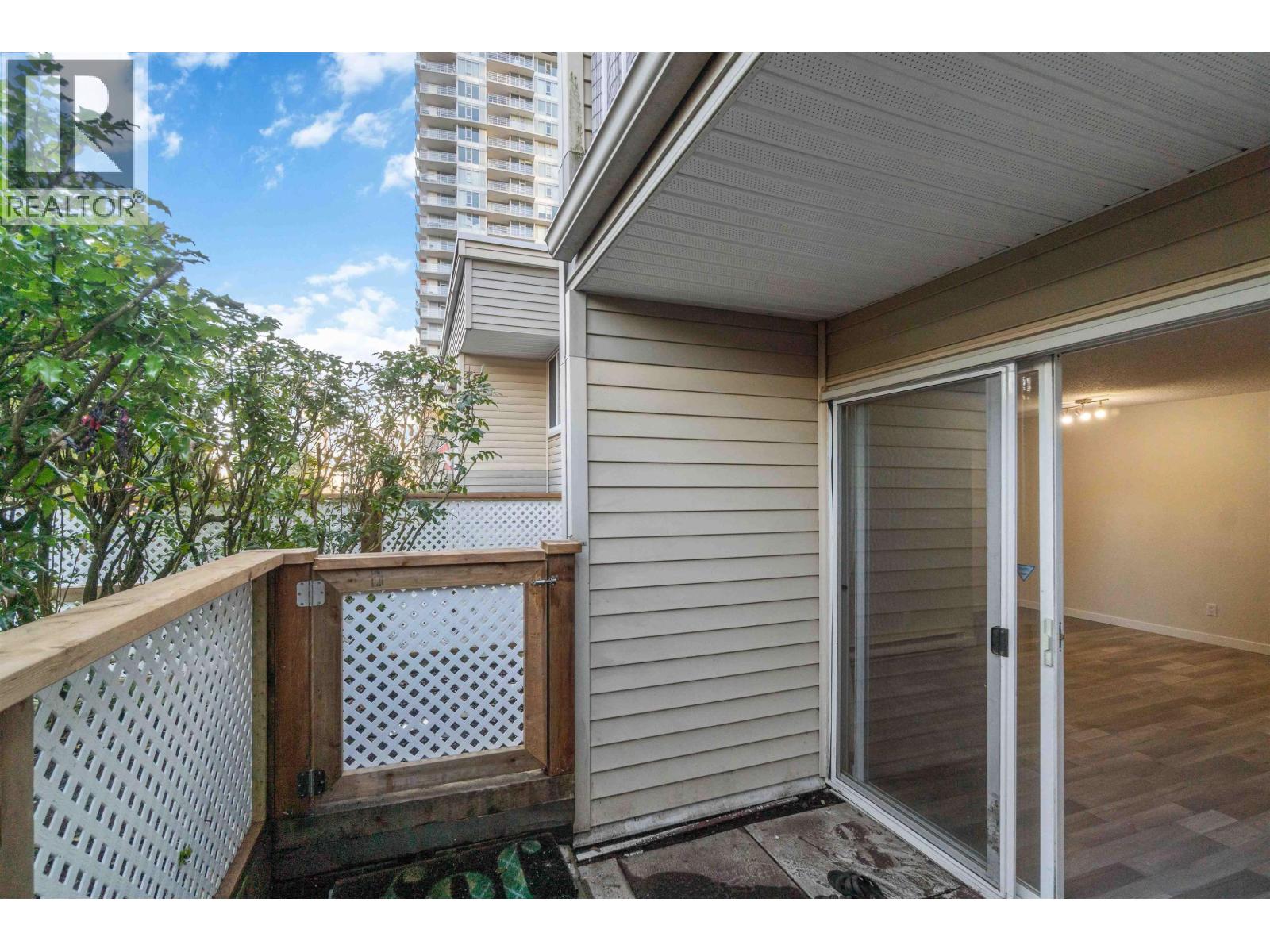 109 555 North Road, Coquitlam, British Columbia  V3J 1N8 - Photo 18 - R3083022