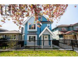 <div class="price">$1,365,000</div> 2972 E 7th Avenue, Vancouver<br><div style="margin-bottom:8px;"><small>Royal LePage Westside</small></div><div class='bed_bath'>3 Bed | 4 Bath</div>