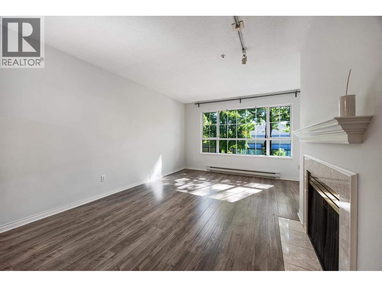 206 2990 Princess Crescent, Coquitlam, British Columbia  V3B 7R3 - Photo 17 - R3083040