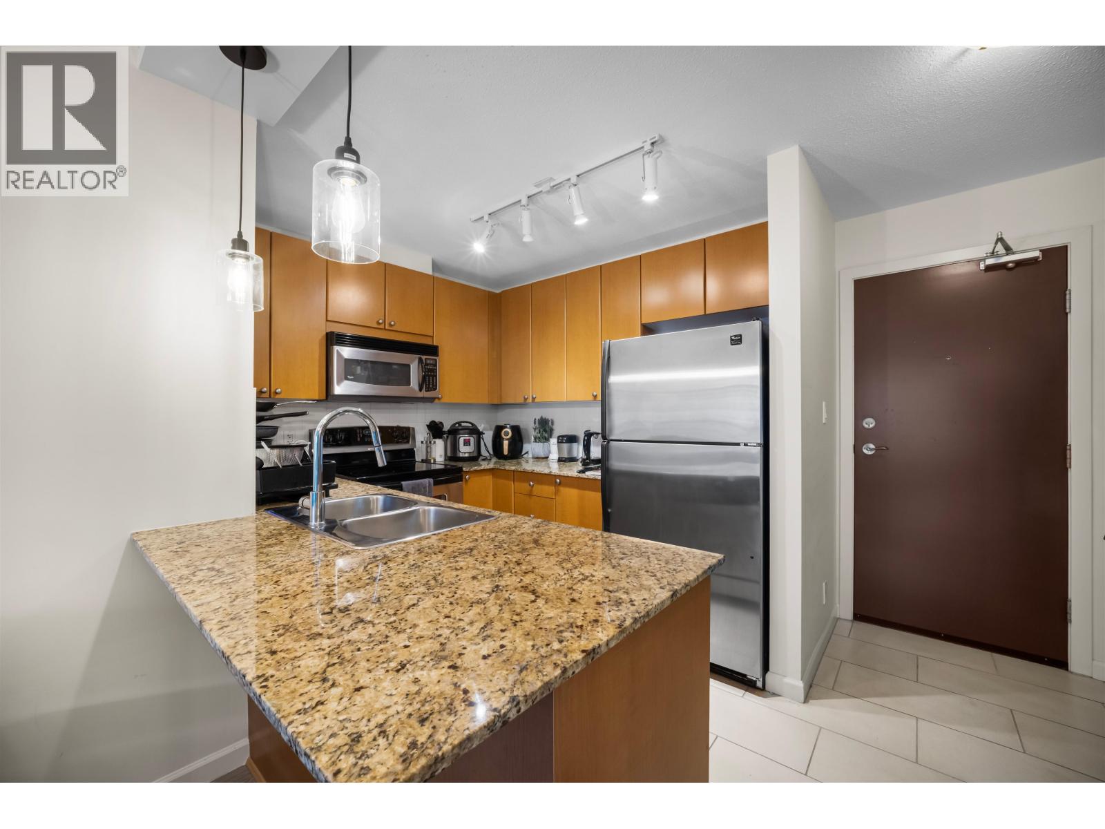 608 610 Victoria Street, New Westminster, British Columbia  V3M 0A5 - Photo 7 - R3083061