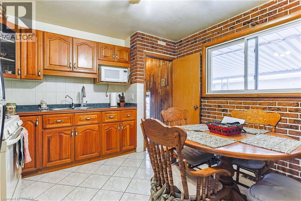 29 Albemarle Street, Brantford, Ontario  N3S 4N5 - Photo 13 - 40784917