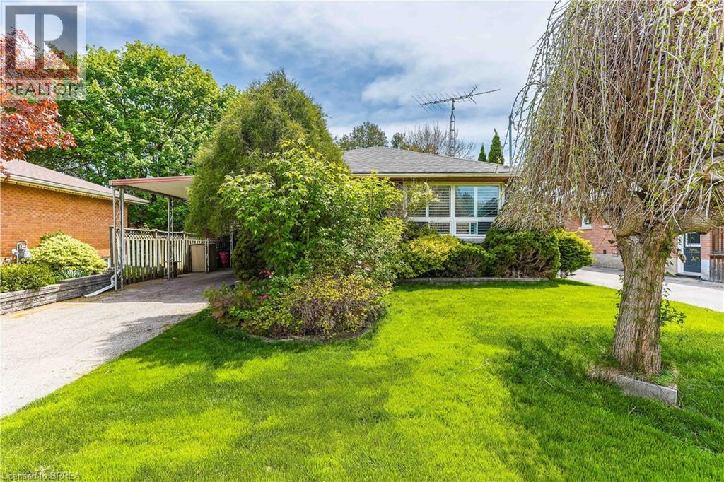 29 Albemarle Street, Brantford, Ontario  N3S 4N5 - Photo 2 - 40784917