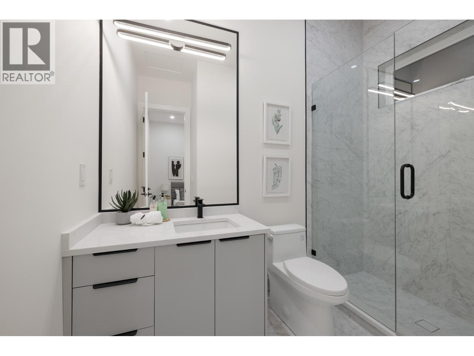 131 Grosvenor Avenue, Burnaby, British Columbia  V5B 3N7 - Photo 27 - R3083038