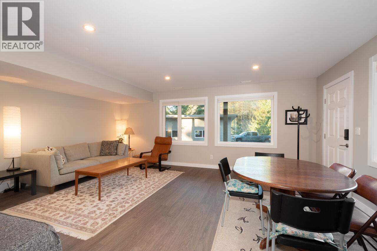 465 Sunset Road, Bowen Island, British Columbia  V0N 1G2 - Photo 19 - R3083054