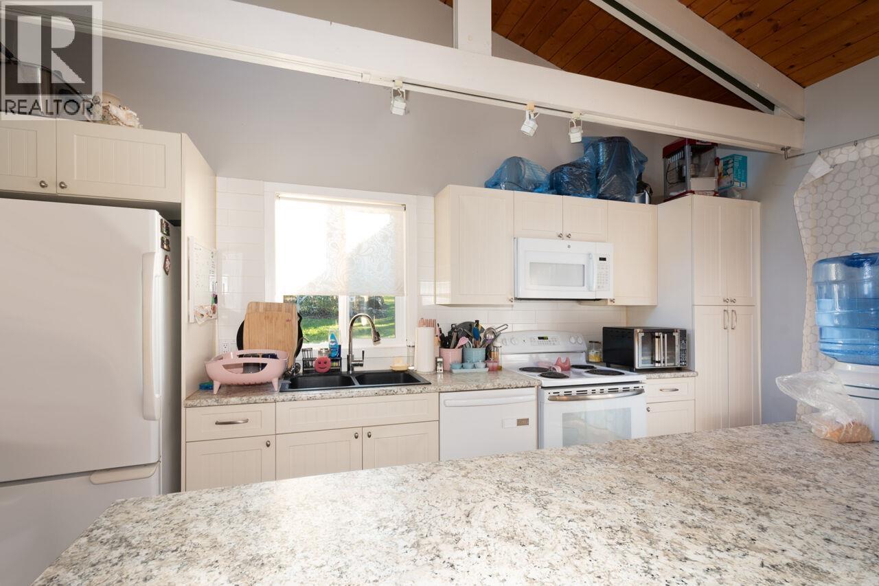 465 Sunset Road, Bowen Island, British Columbia  V0N 1G2 - Photo 31 - R3083054