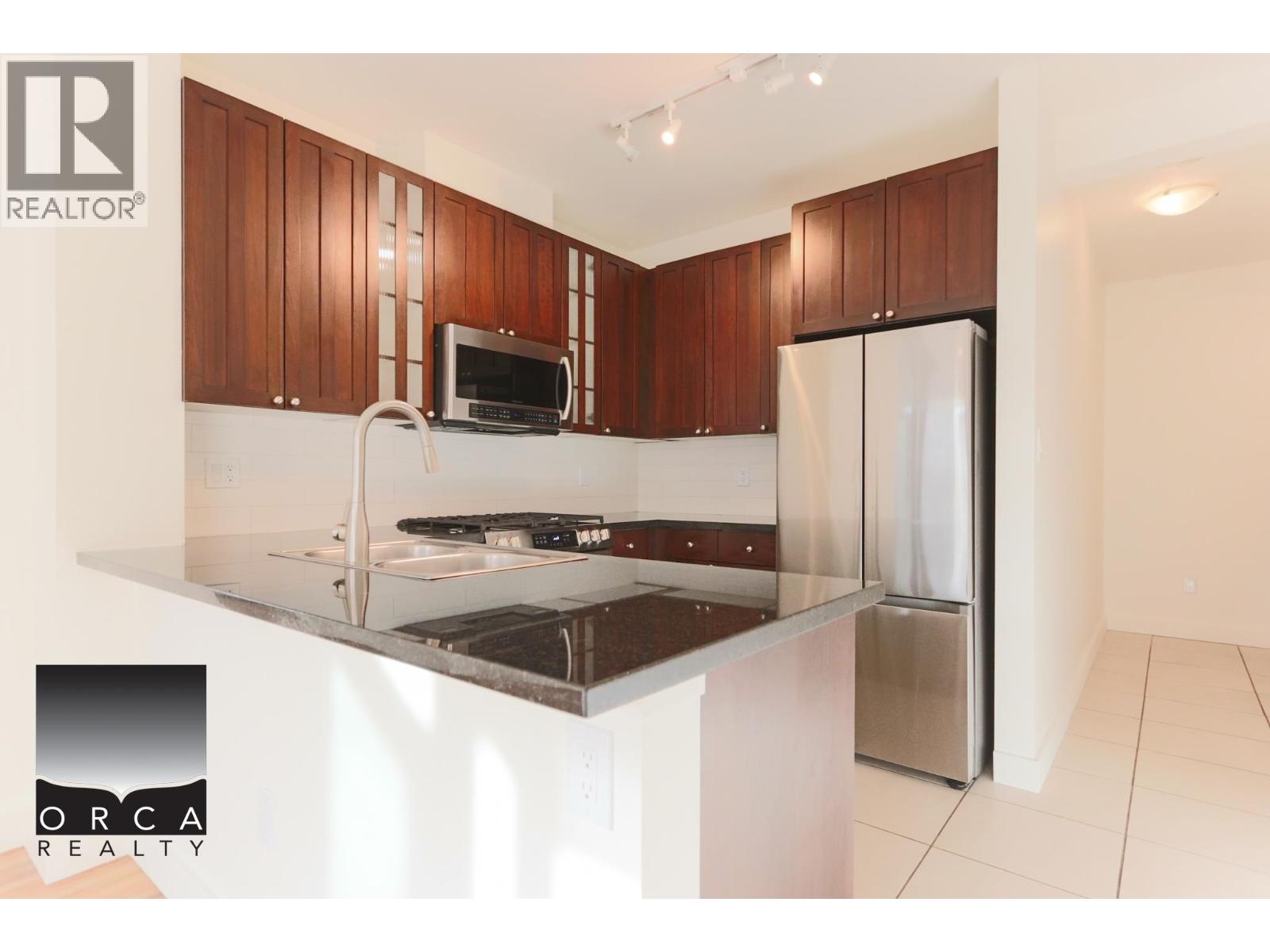 203 170 W 1st Street, North Vancouver, British Columbia  V7M 3P2 - Photo 12 - R3083077