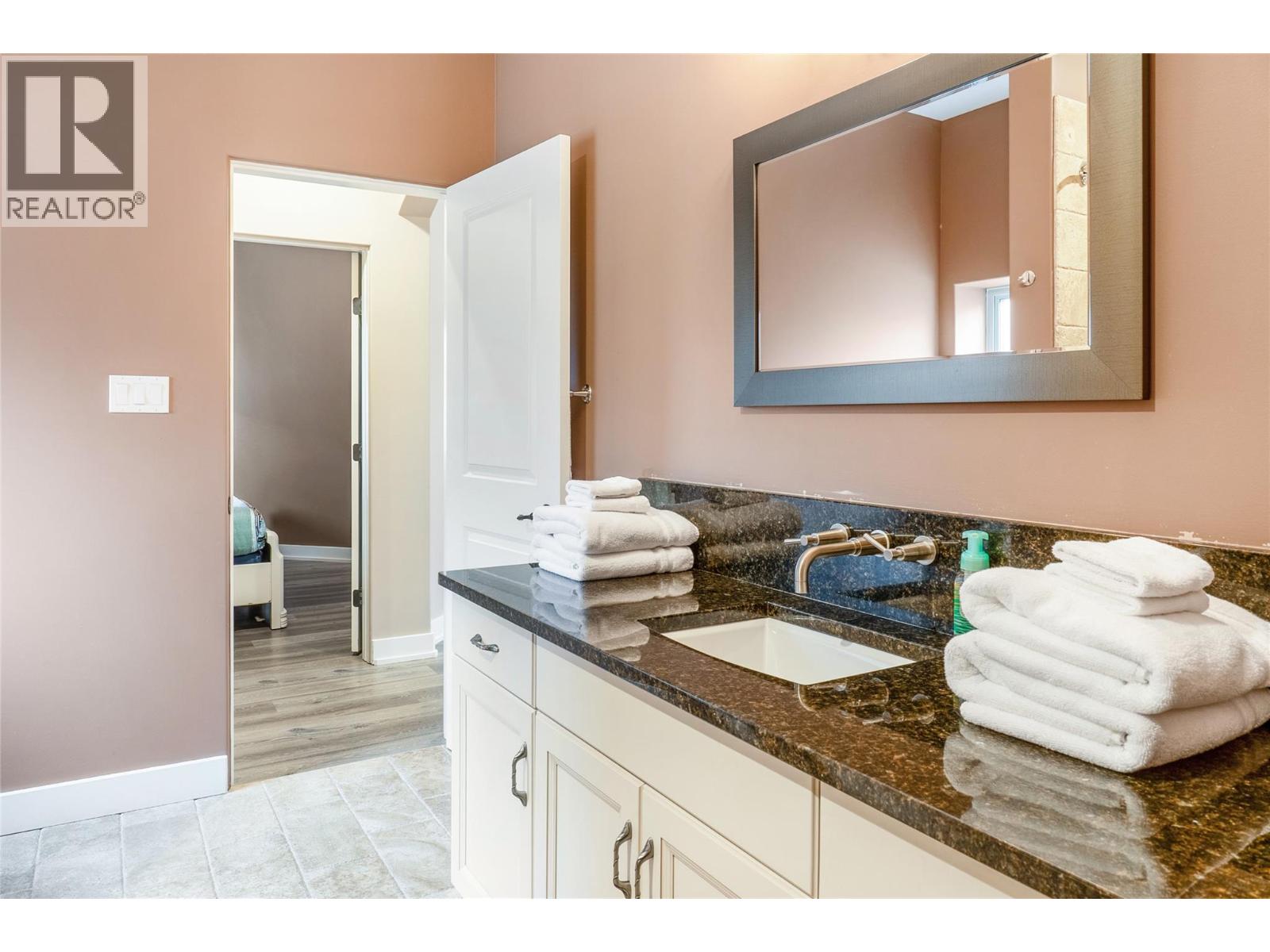 1029 Longacre Place, Vernon, British Columbia  V1H 1H7 - Photo 31 - 10373659