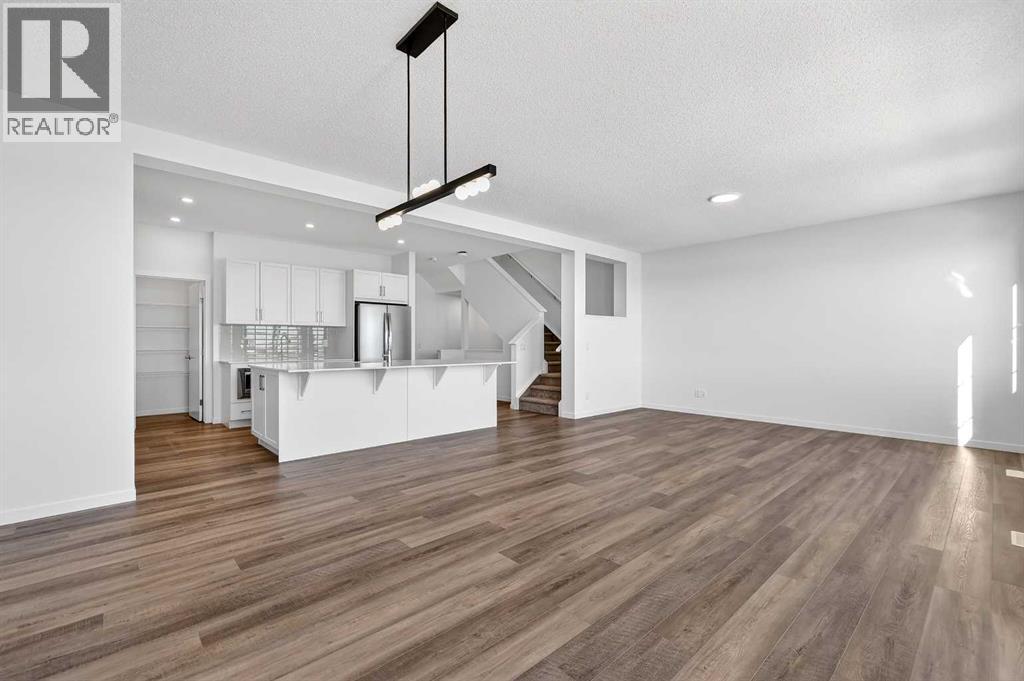 195 Corner Glen Crescent Ne, Calgary, Alberta  T3N 2L8 - Photo 6 - A2276081