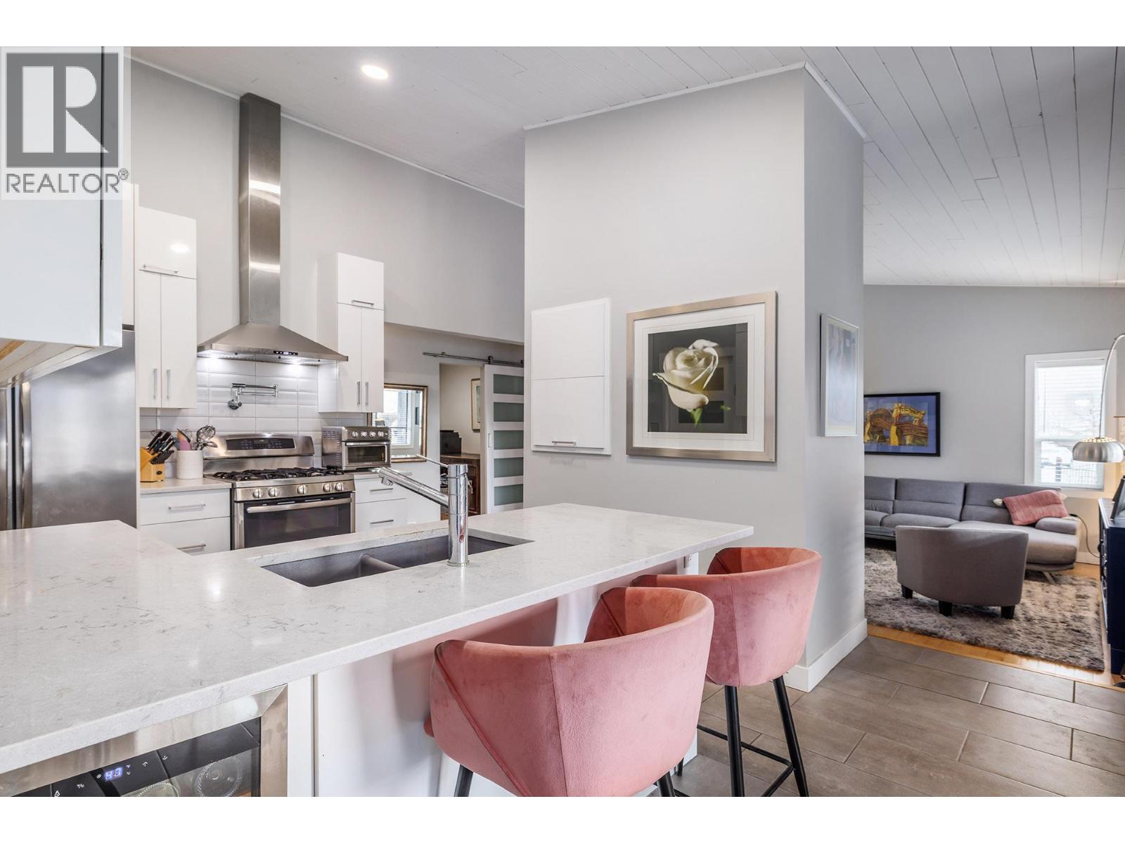 2575 Pineridge Place, West Kelowna, British Columbia  V4T 2J7 - Photo 9 - 10373841