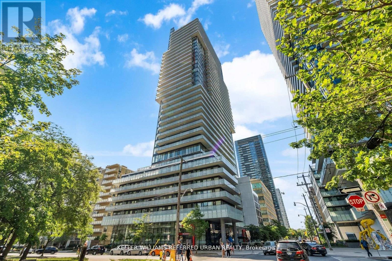 1604 - 185 ROEHAMPTON AVENUE, Toronto, Ontario