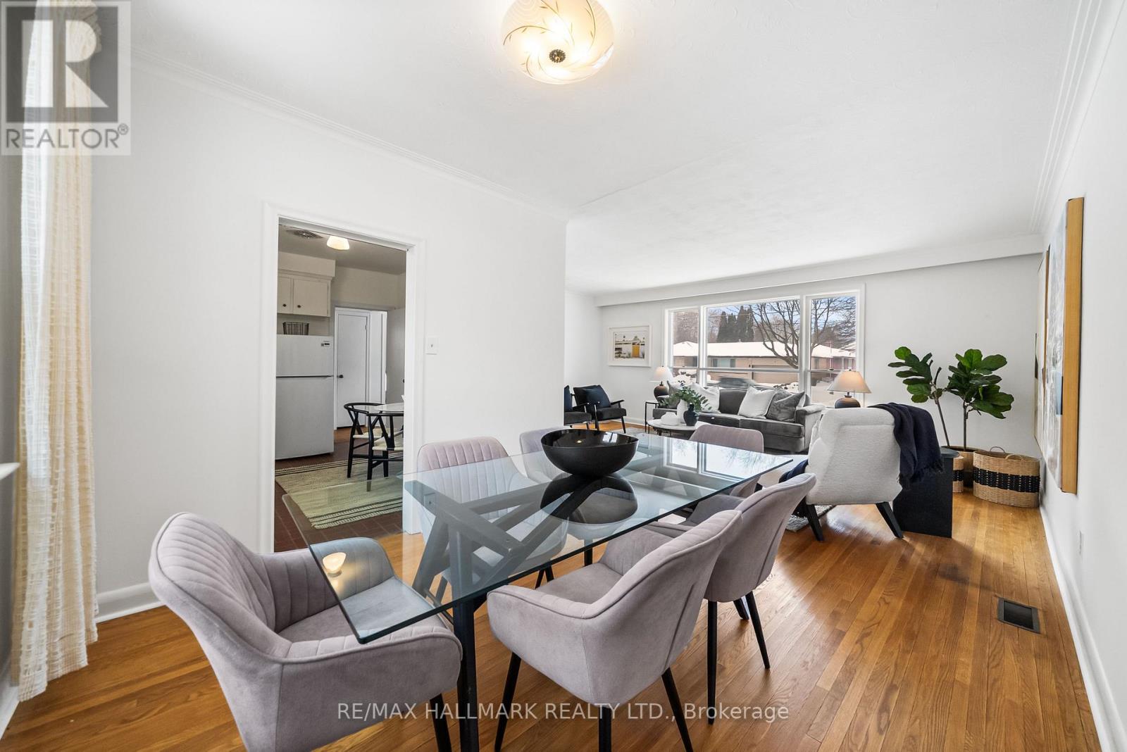 211 Newton Drive, Toronto, Ontario  M2M 2P2 - Photo 10 - C12730190