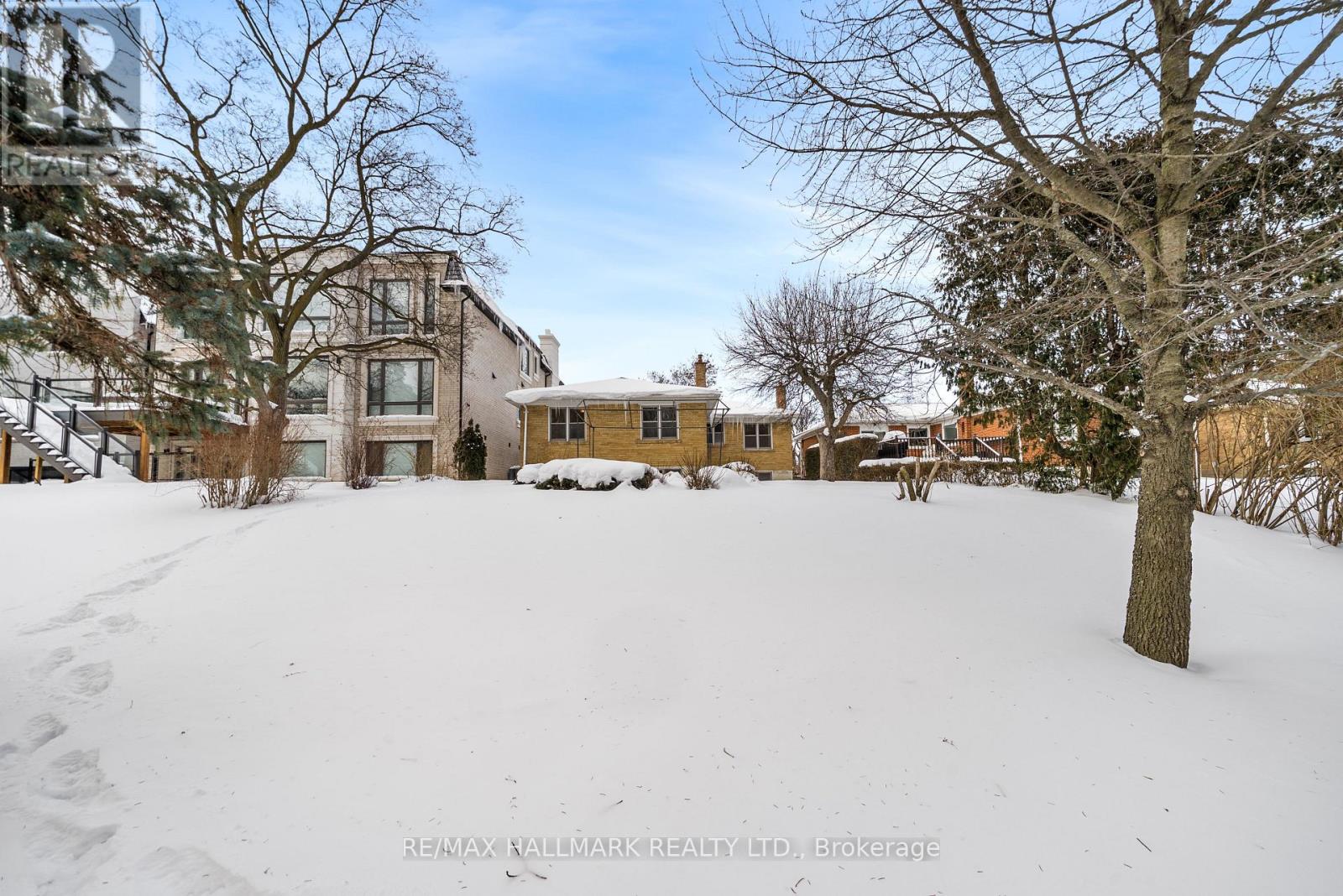 211 Newton Drive, Toronto, Ontario  M2M 2P2 - Photo 32 - C12730190
