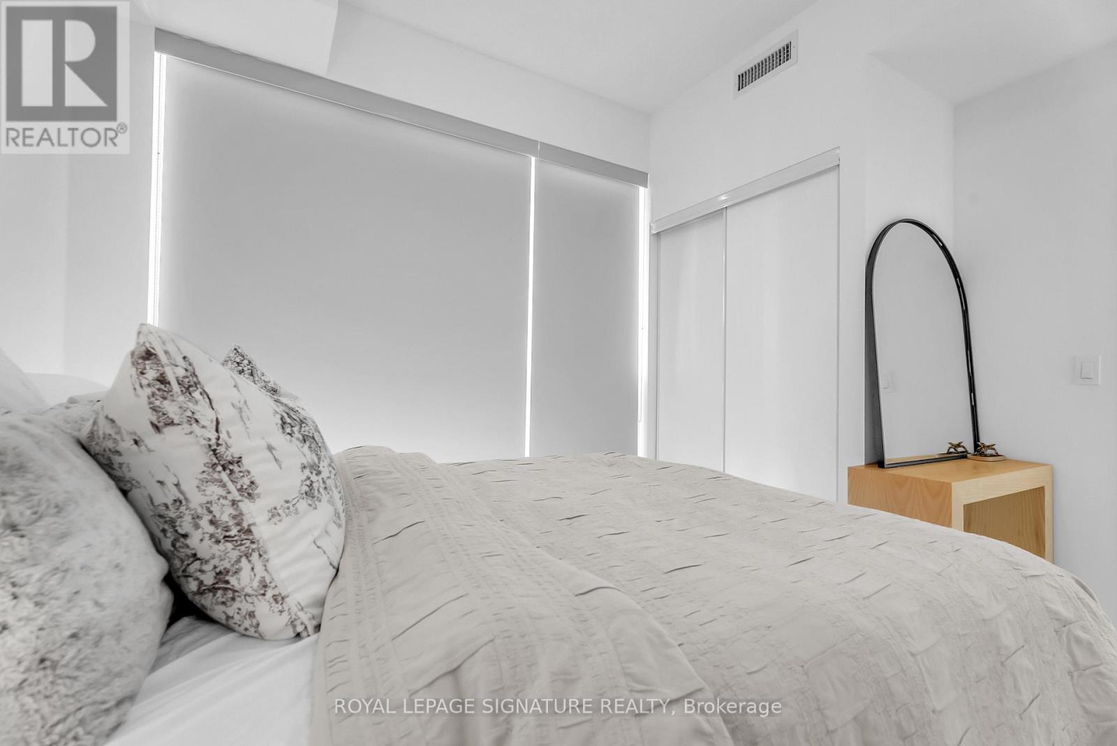 2301 - 49 East Liberty Street, Toronto, Ontario  M6K 0B2 - Photo 13 - C12730192