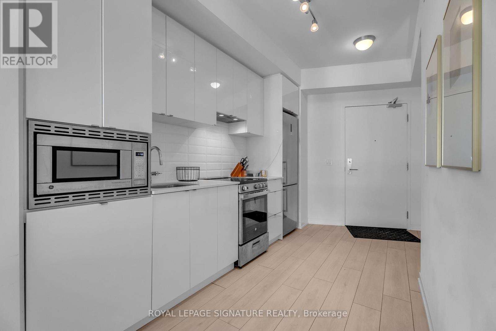 2301 - 49 East Liberty Street, Toronto, Ontario  M6K 0B2 - Photo 6 - C12730192