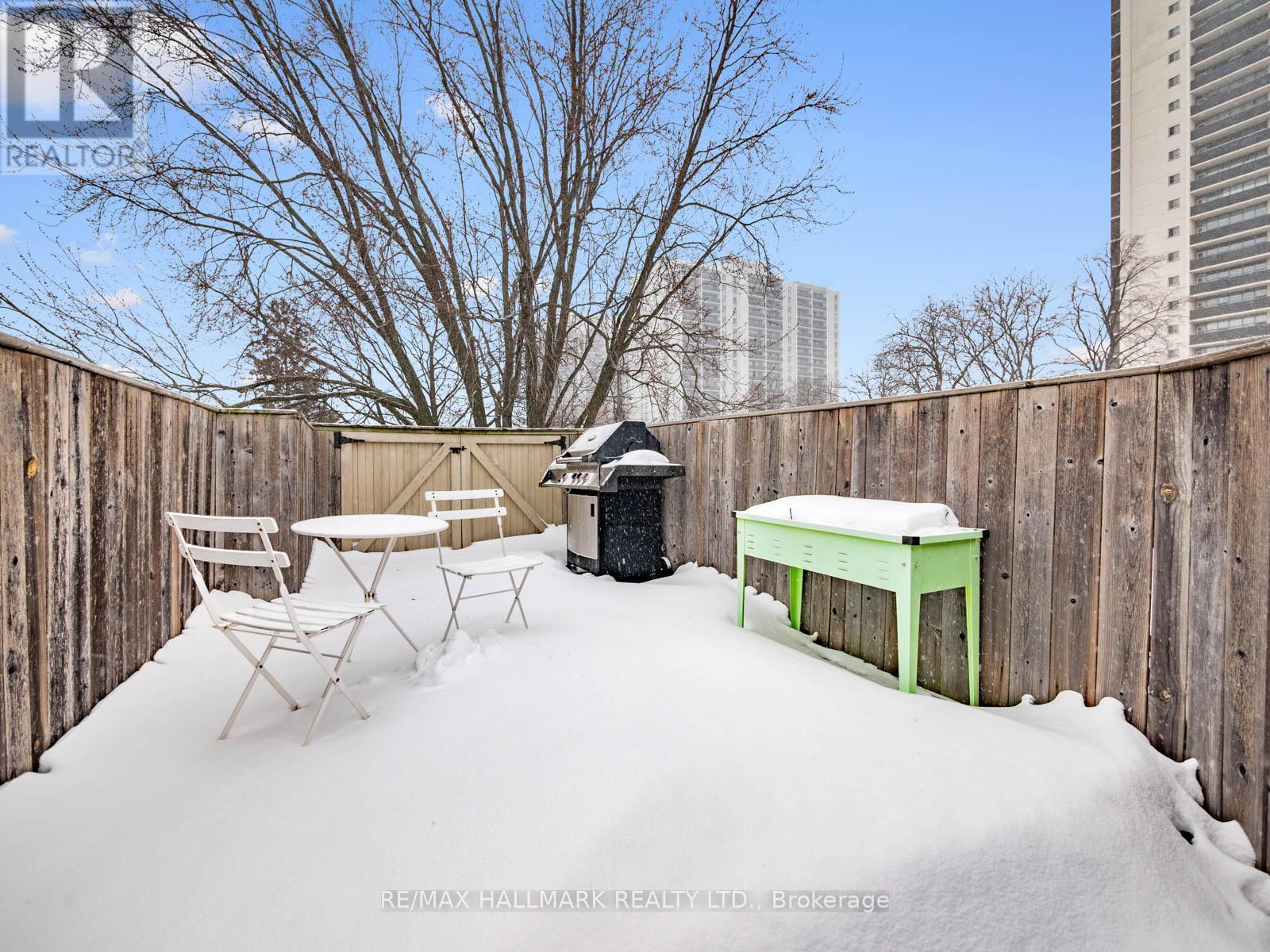 Upper - 55 Eastmount Avenue, Toronto, Ontario  M4K 1V2 - Photo 32 - E12730198