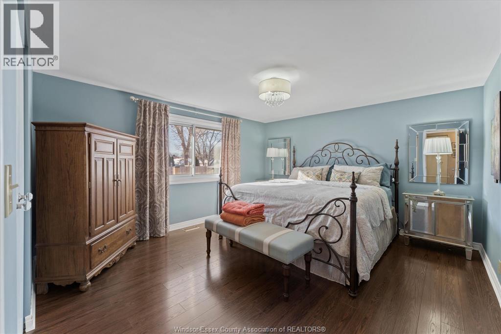 10659 Keating Crescent, Windsor, Ontario  N8R 1T6 - Photo 11 - 26001946