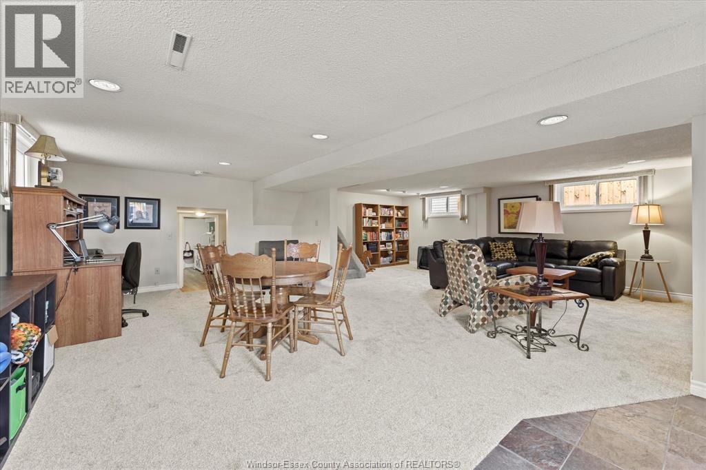 10659 Keating Crescent, Windsor, Ontario  N8R 1T6 - Photo 19 - 26001946