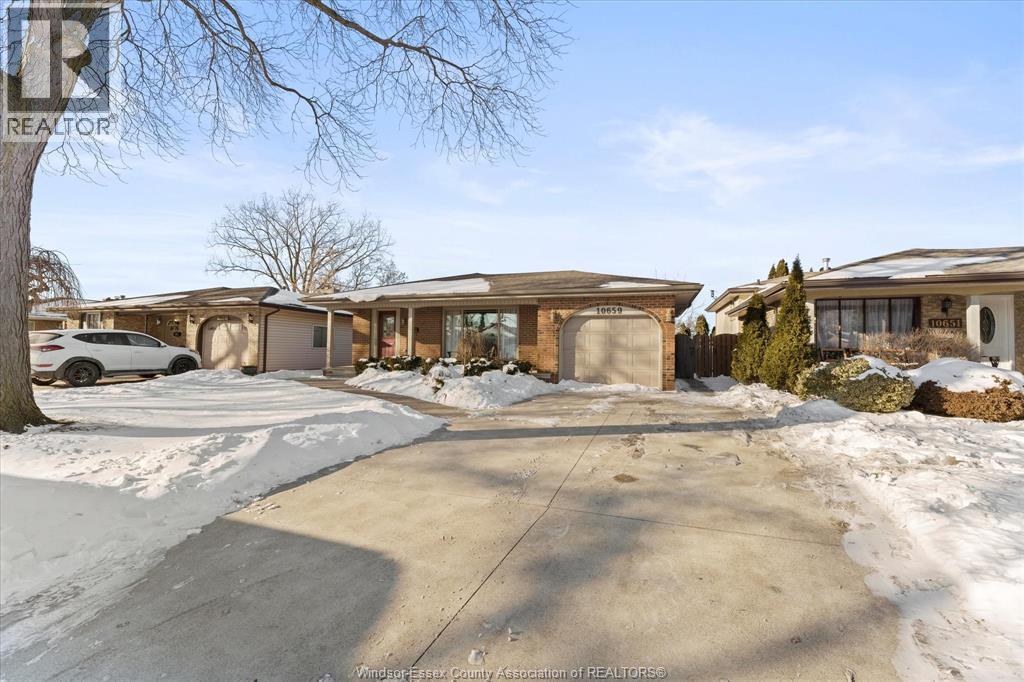 10659 Keating Crescent, Windsor, Ontario  N8R 1T6 - Photo 2 - 26001946