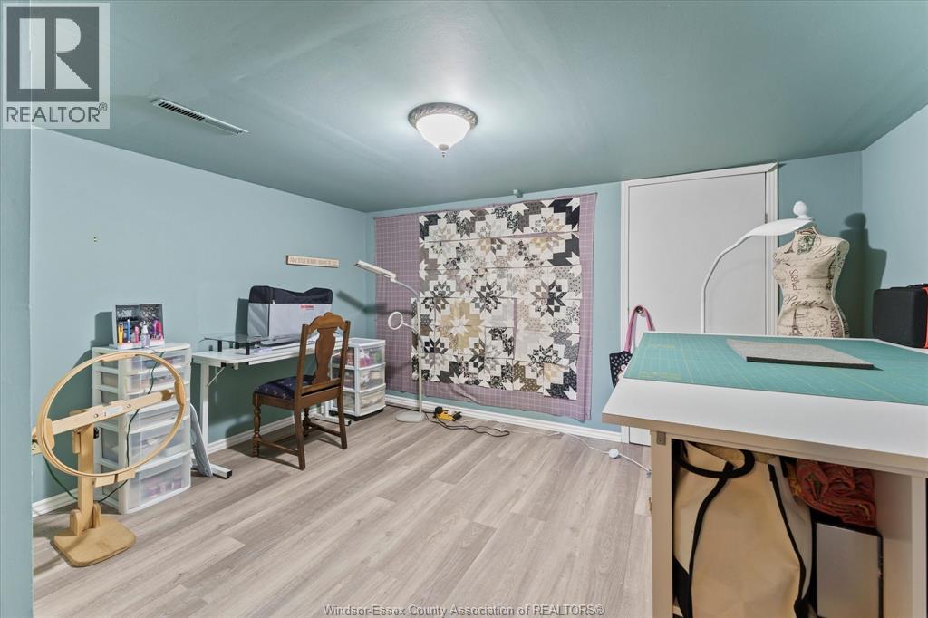 10659 Keating Crescent, Windsor, Ontario  N8R 1T6 - Photo 21 - 26001946