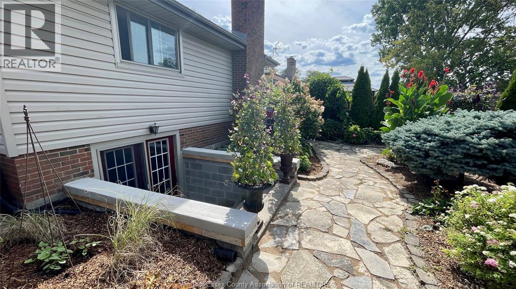 10659 Keating Crescent, Windsor, Ontario  N8R 1T6 - Photo 25 - 26001946