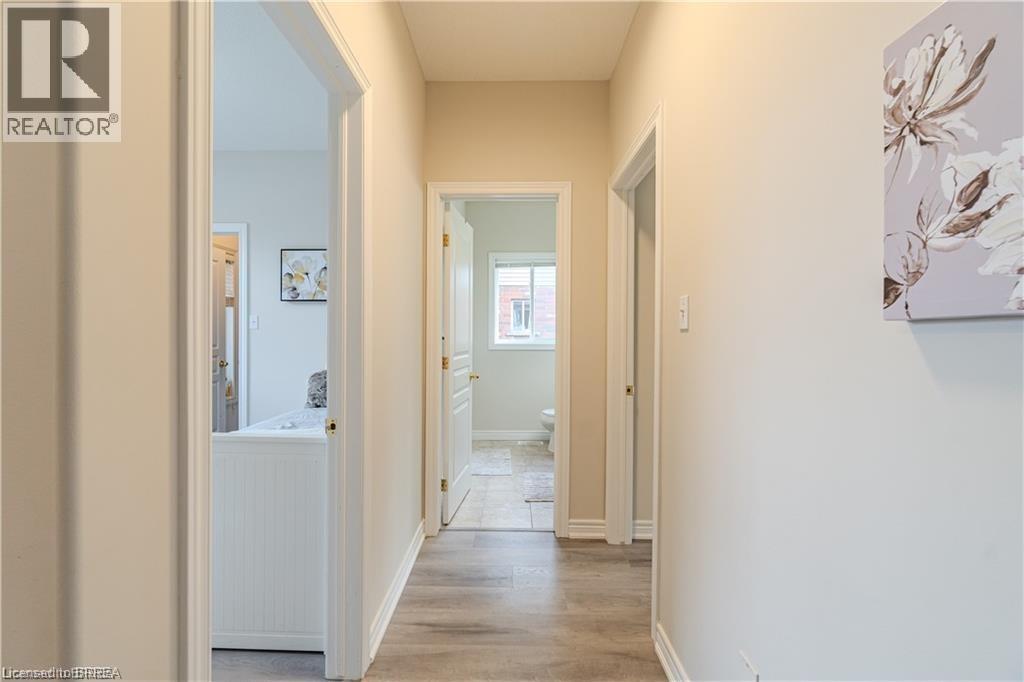 11 Irongate Drive, Paris, Ontario  N3L 4G4 - Photo 7 - 40796991