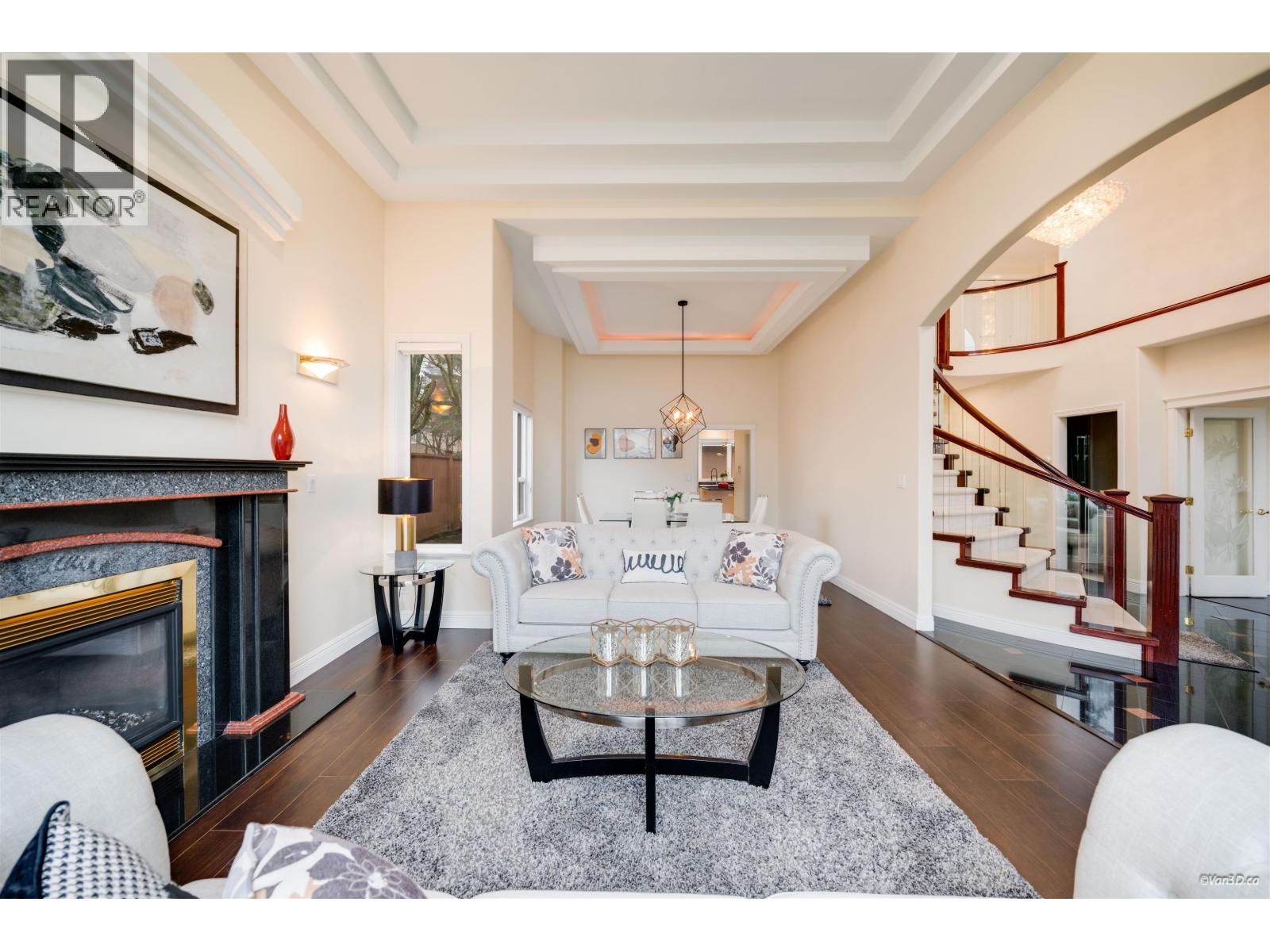 10320 Scotsdale Avenue, Richmond, British Columbia  V7E 3V1 - Photo 4 - R3083000