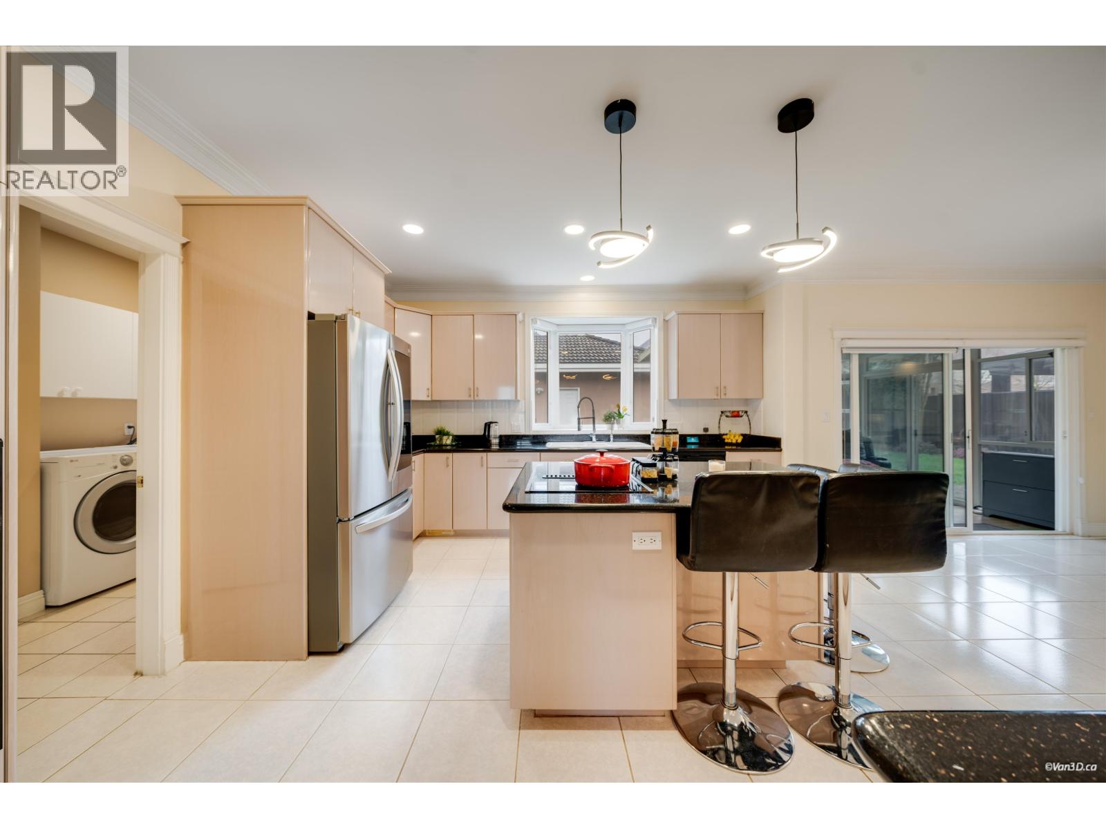 10320 Scotsdale Avenue, Richmond, British Columbia  V7E 3V1 - Photo 12 - R3083000