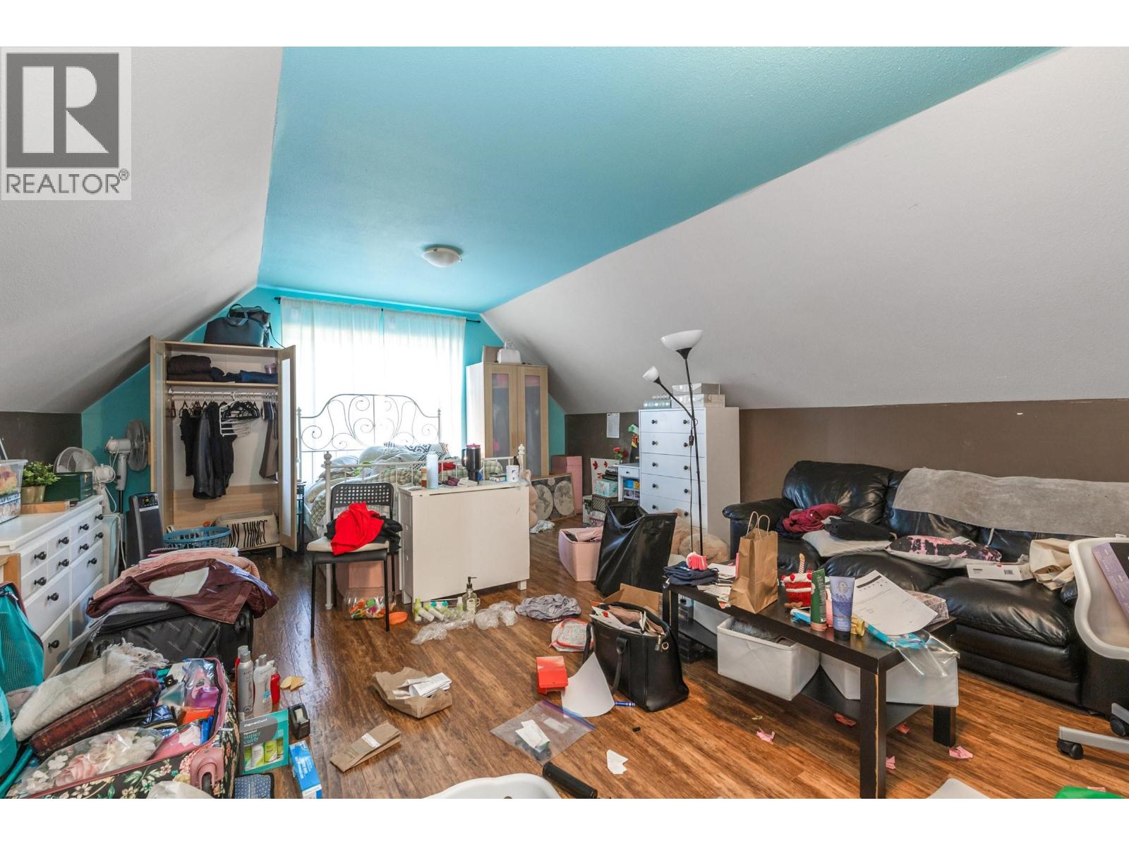 2210 Dawes Hill Road, Coquitlam, British Columbia V3K 1N3 - Photo 21 - R3082592