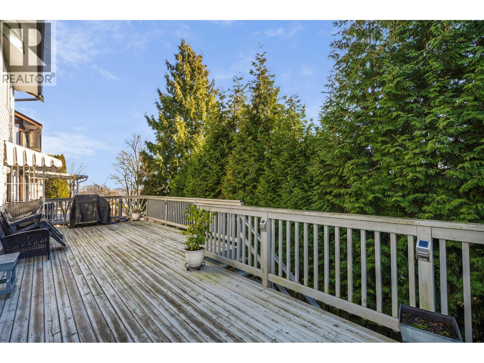 2210 Dawes Hill Road, Coquitlam, British Columbia V3K 1N3 - Photo 28 - R3082592
