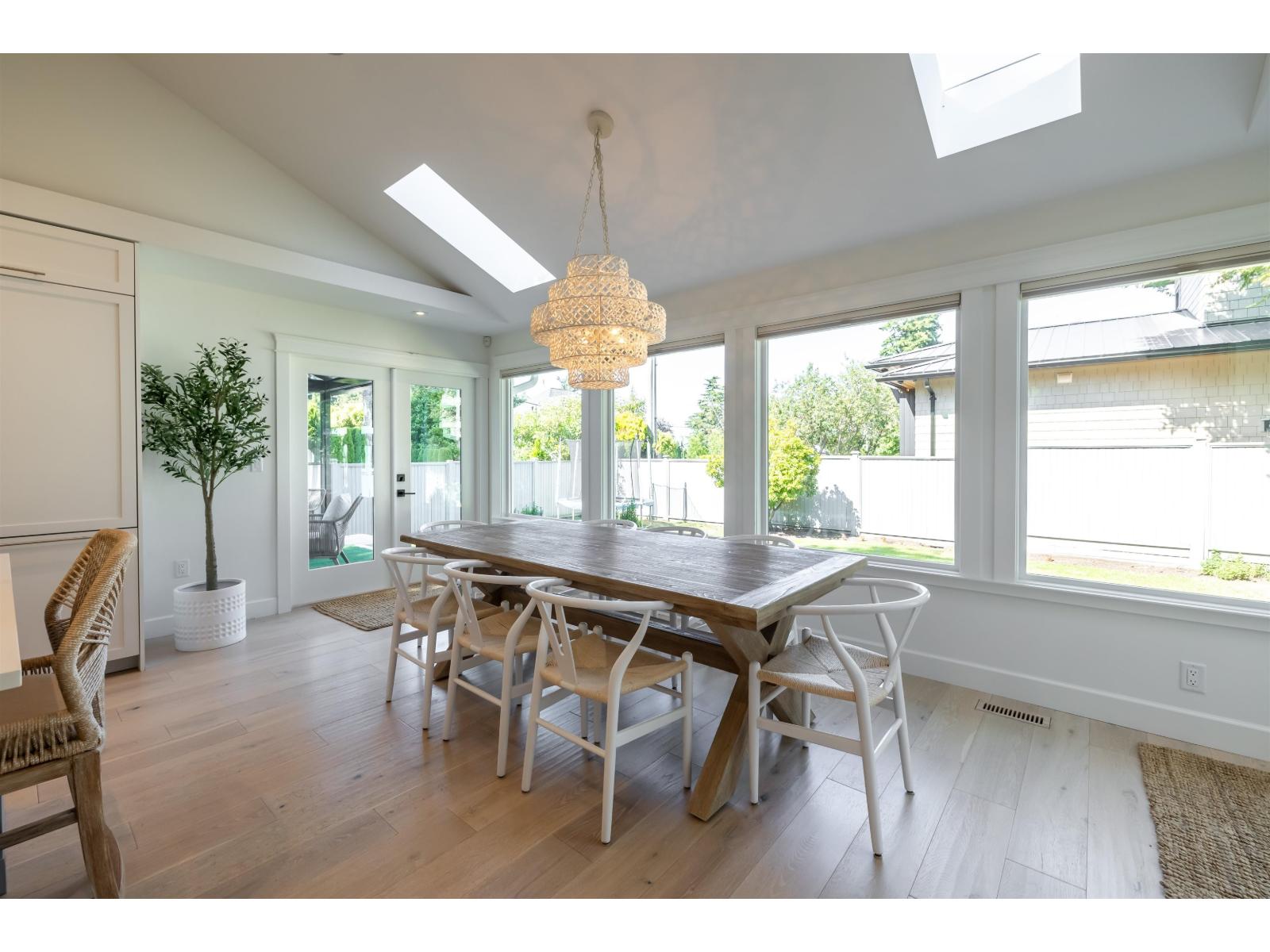 2235 Harbourgreene Drive, Surrey, British Columbia  V4A 5J3 - Photo 10 - R3083138