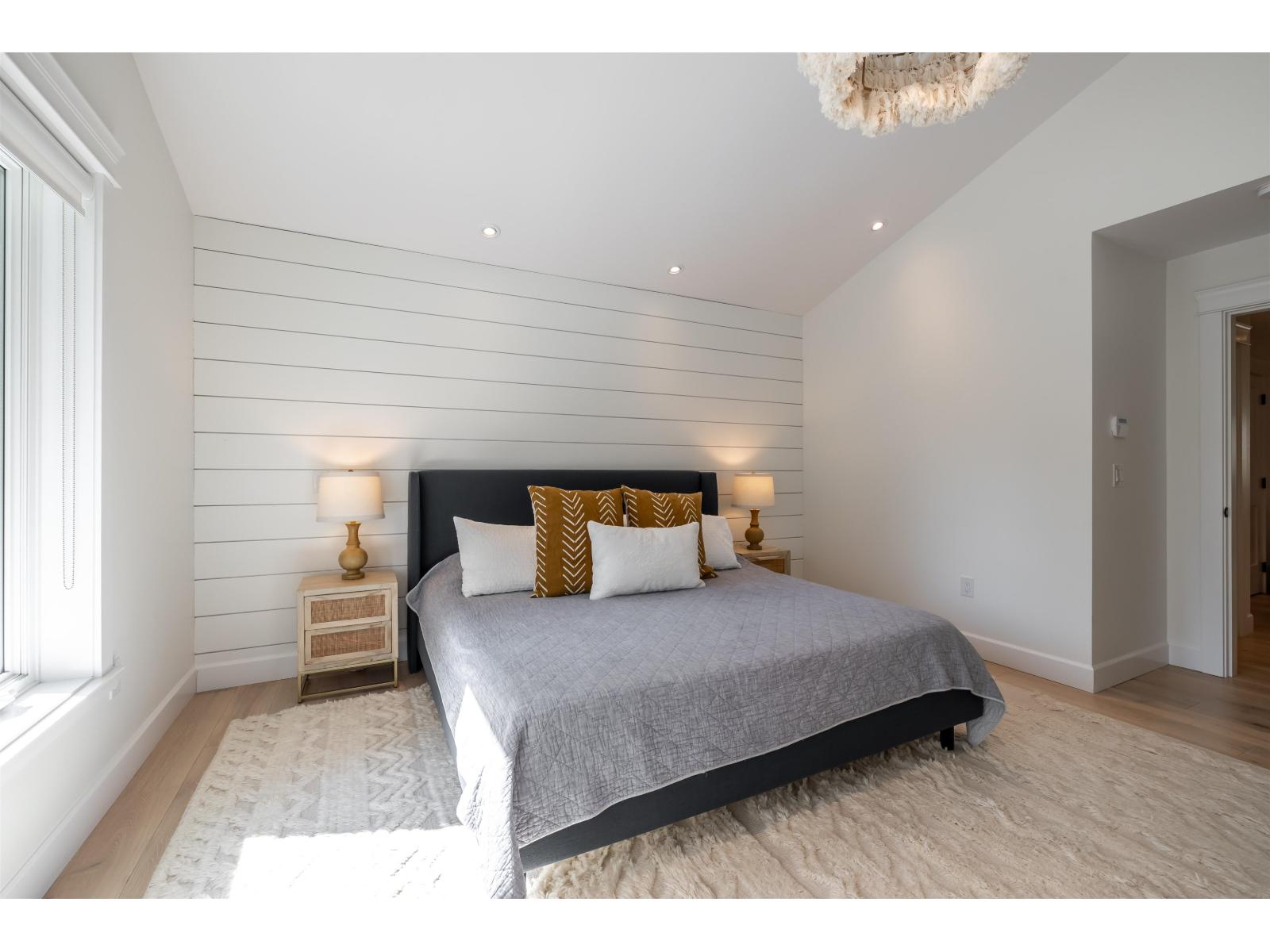 2235 Harbourgreene Drive, Surrey, British Columbia  V4A 5J3 - Photo 14 - R3083138