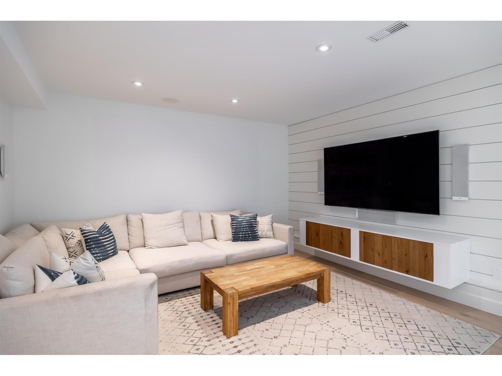 2235 Harbourgreene Drive, Surrey, British Columbia  V4A 5J3 - Photo 26 - R3083138