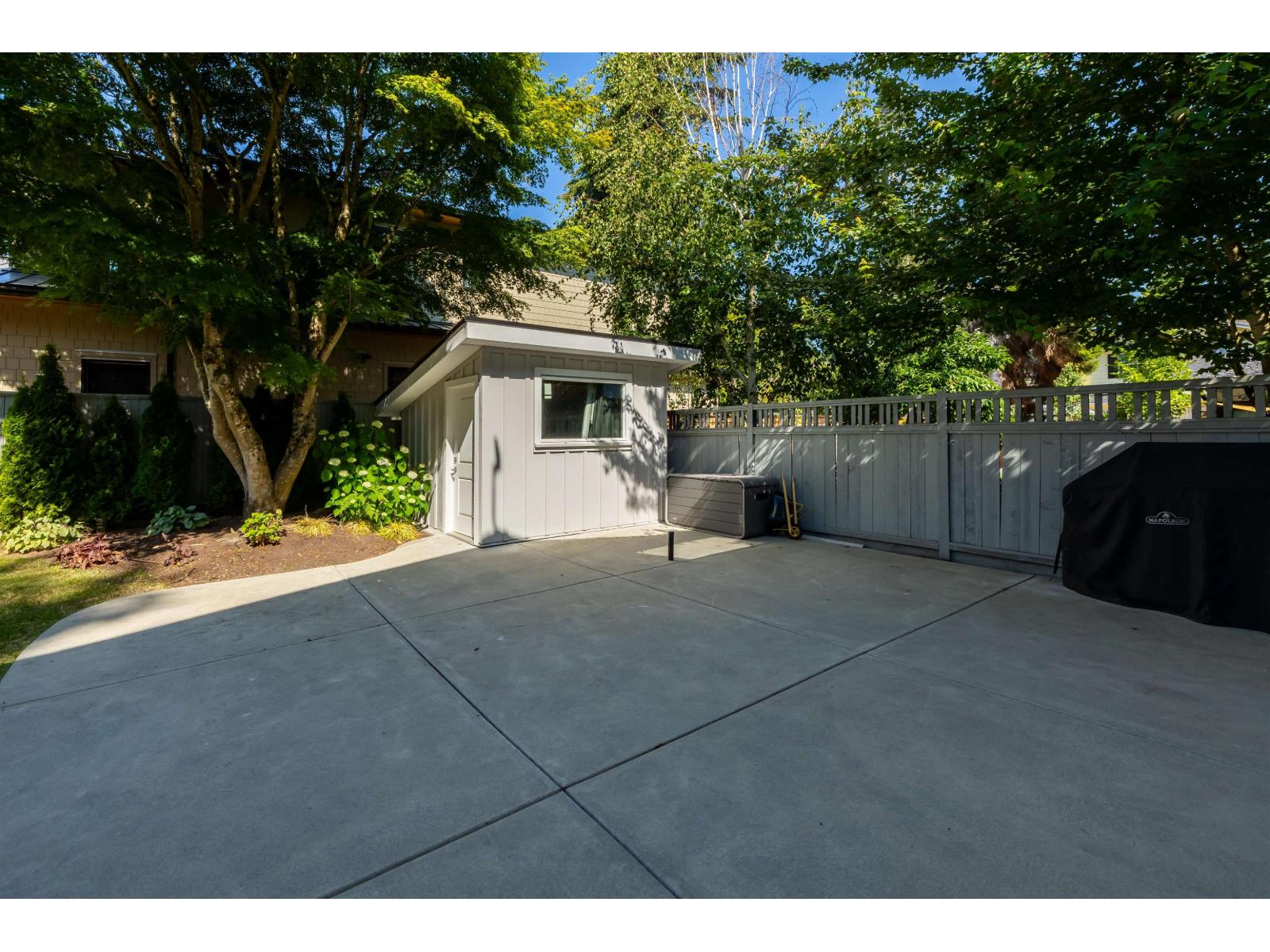 2235 Harbourgreene Drive, Surrey, British Columbia  V4A 5J3 - Photo 30 - R3083138