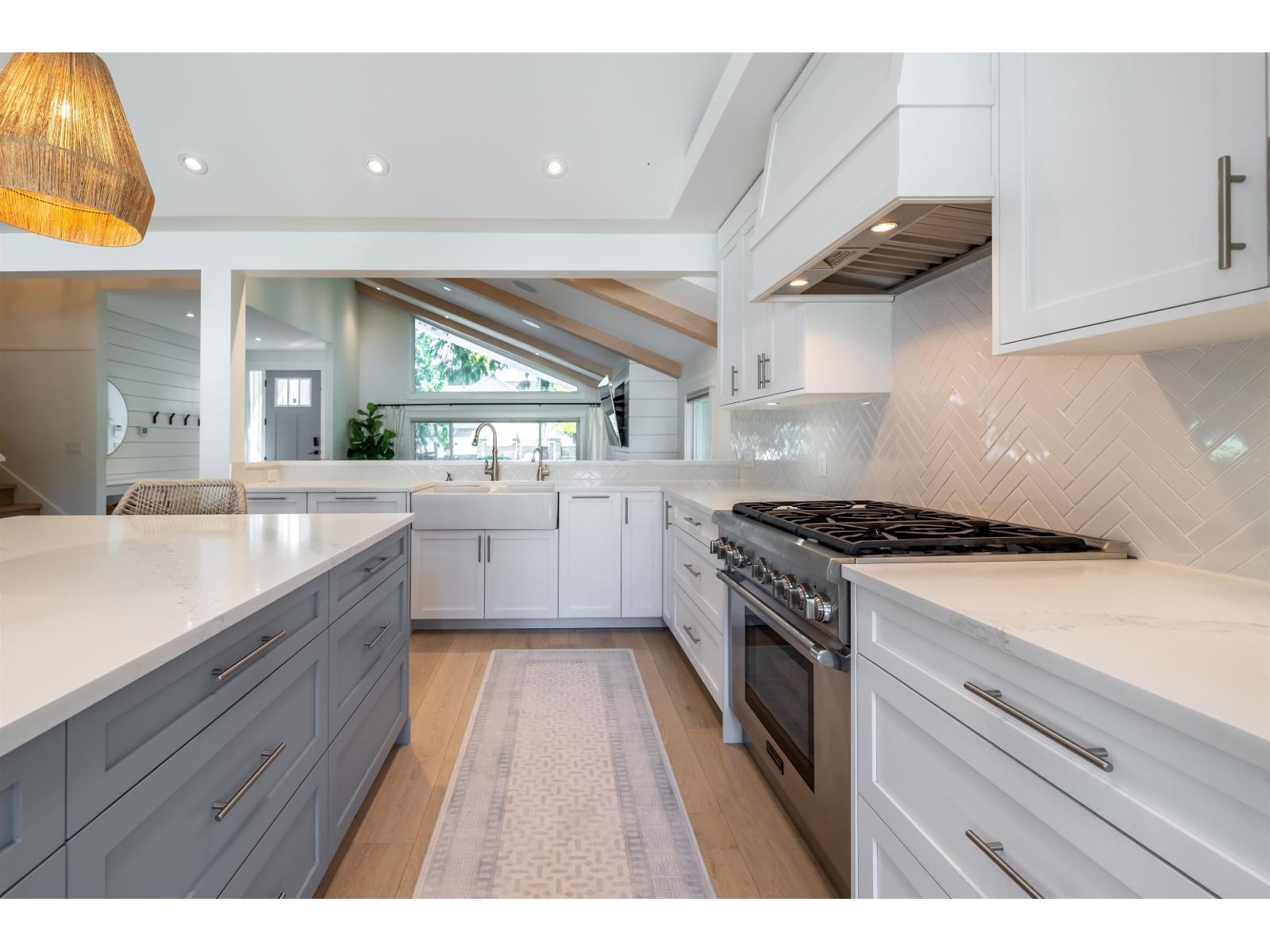 2235 Harbourgreene Drive, Surrey, British Columbia  V4A 5J3 - Photo 7 - R3083138