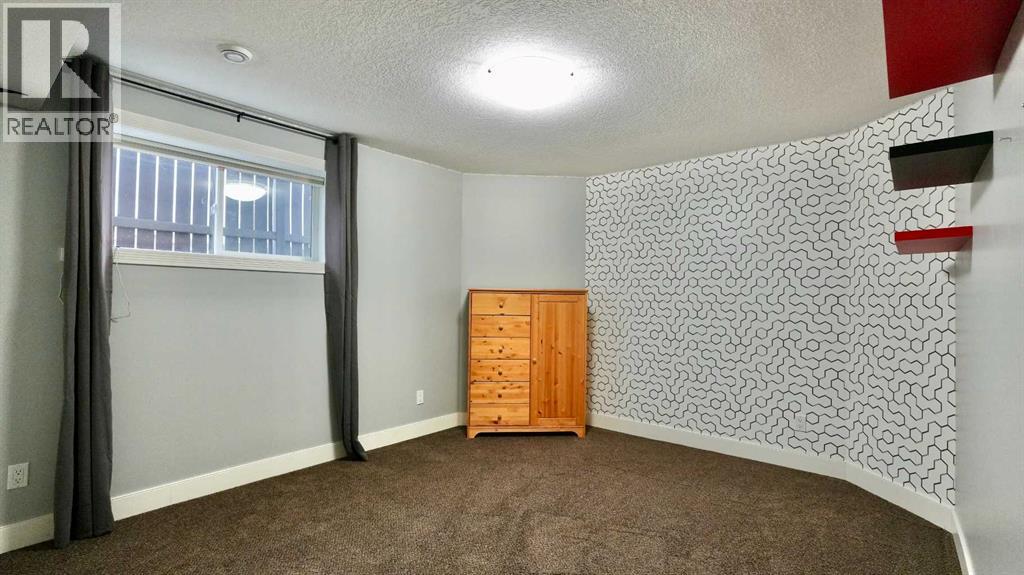 8245 102 Avenue, Peace River, Alberta  T8S 1N1 - Photo 45 - A2281770