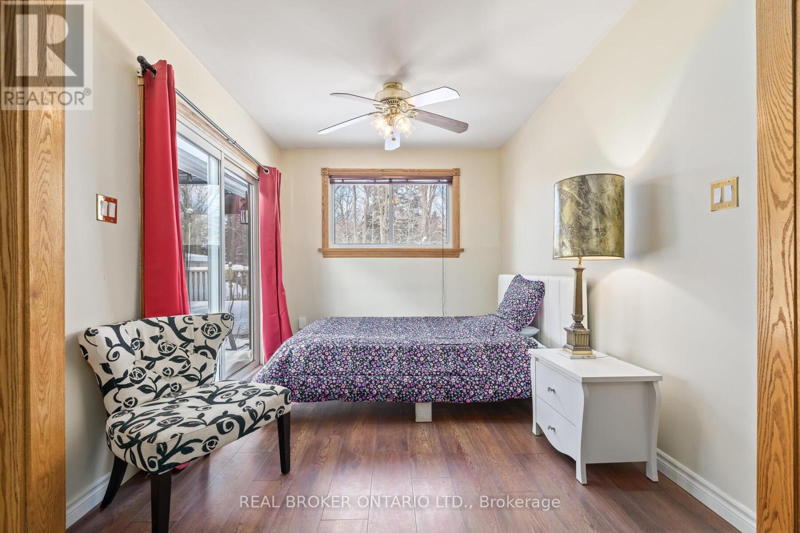 213 Mason Boulevard, Halton Hills, Ontario  L7J 1A7 - Photo 14 - W12730174