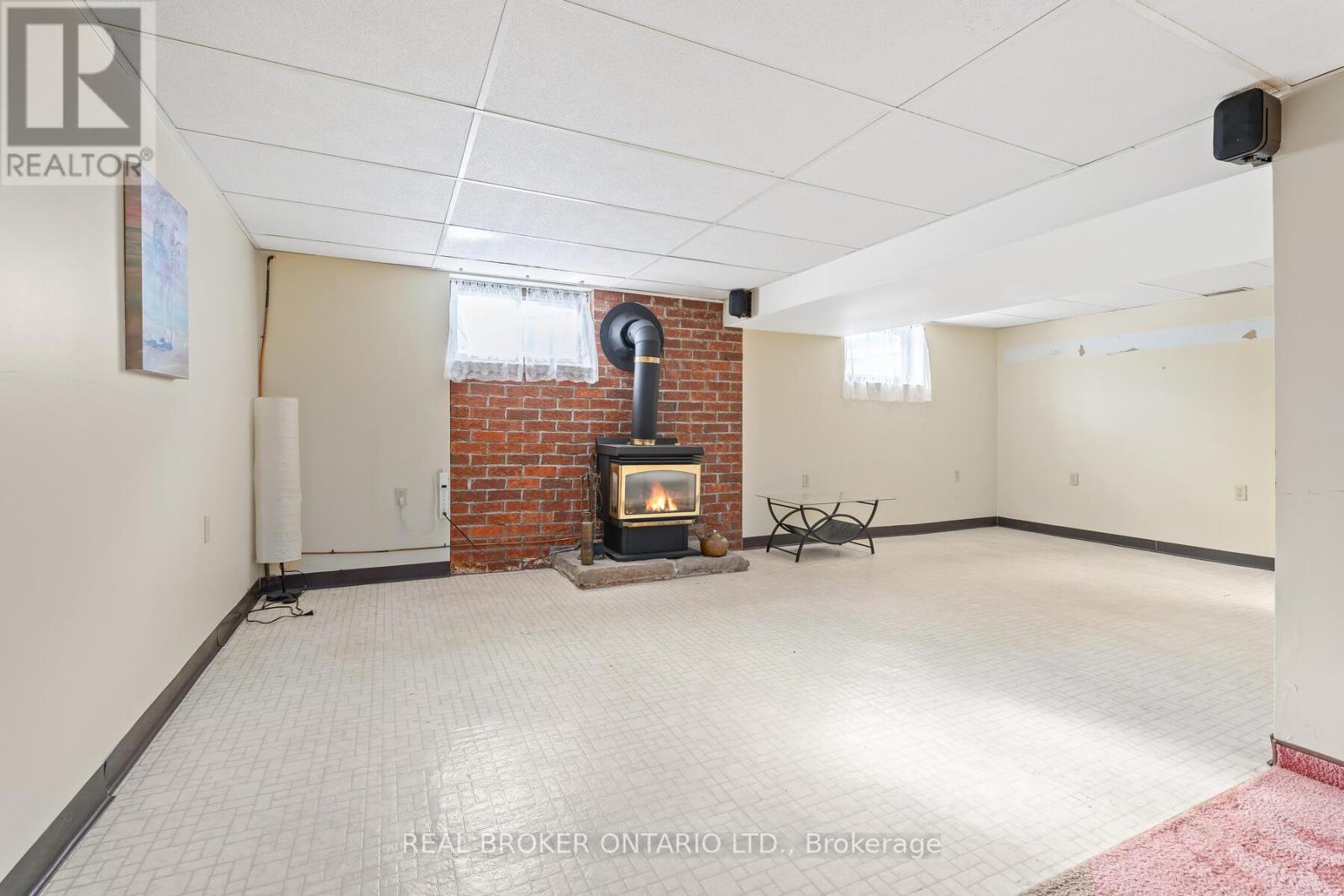 213 Mason Boulevard, Halton Hills, Ontario  L7J 1A7 - Photo 28 - W12730174