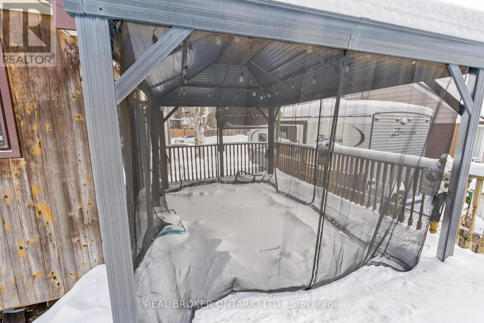 213 Mason Boulevard, Halton Hills, Ontario  L7J 1A7 - Photo 30 - W12730174