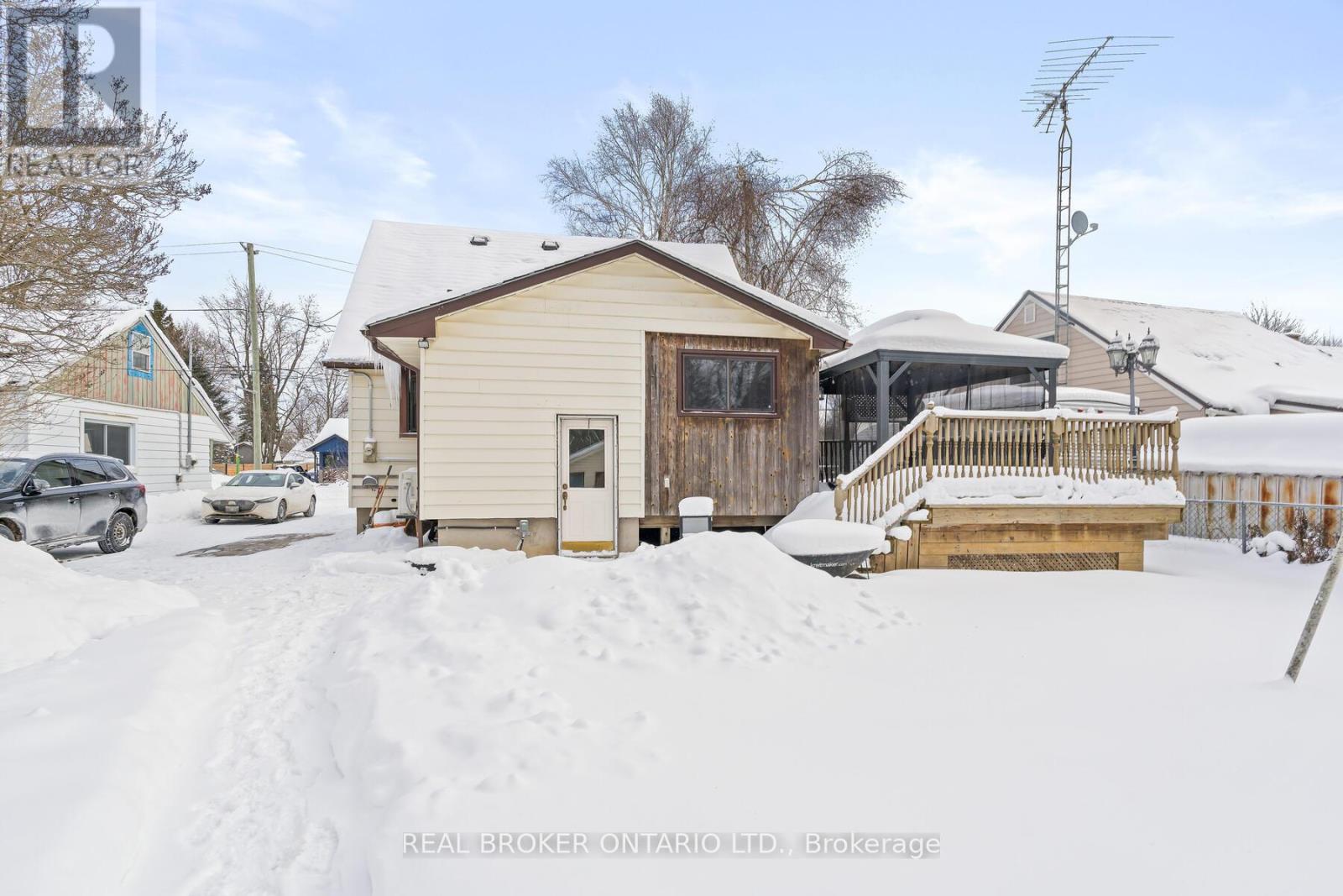213 Mason Boulevard, Halton Hills, Ontario  L7J 1A7 - Photo 35 - W12730174
