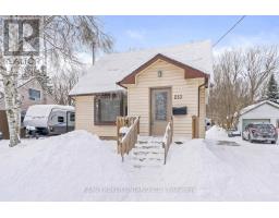 213 MASON BOULEVARD, Halton Hills, Ontario