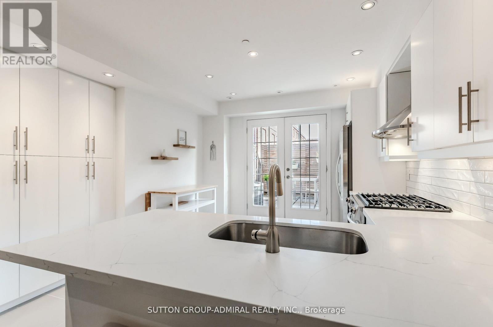 341 Royal York Road, Toronto, Ontario  M8Y 2P8 - Photo 13 - W12730196