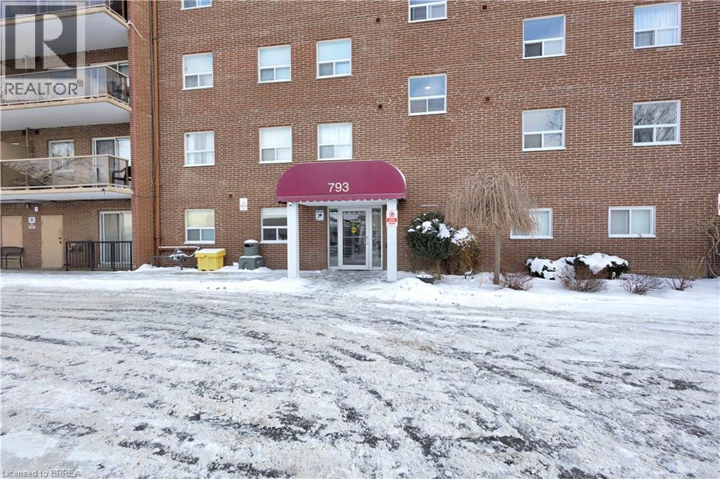 793 Colborne Street Unit# 212, Brantford, Ontario  N3S 7J3 - Photo 1 - 40800325