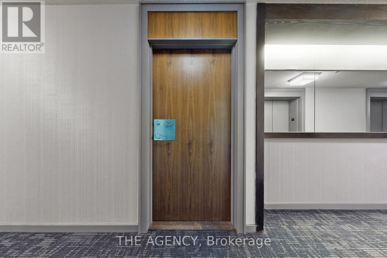 1607 - 33 Elm Drive W, Mississauga, Ontario  L5B 4M1 - Photo 16 - W12730204