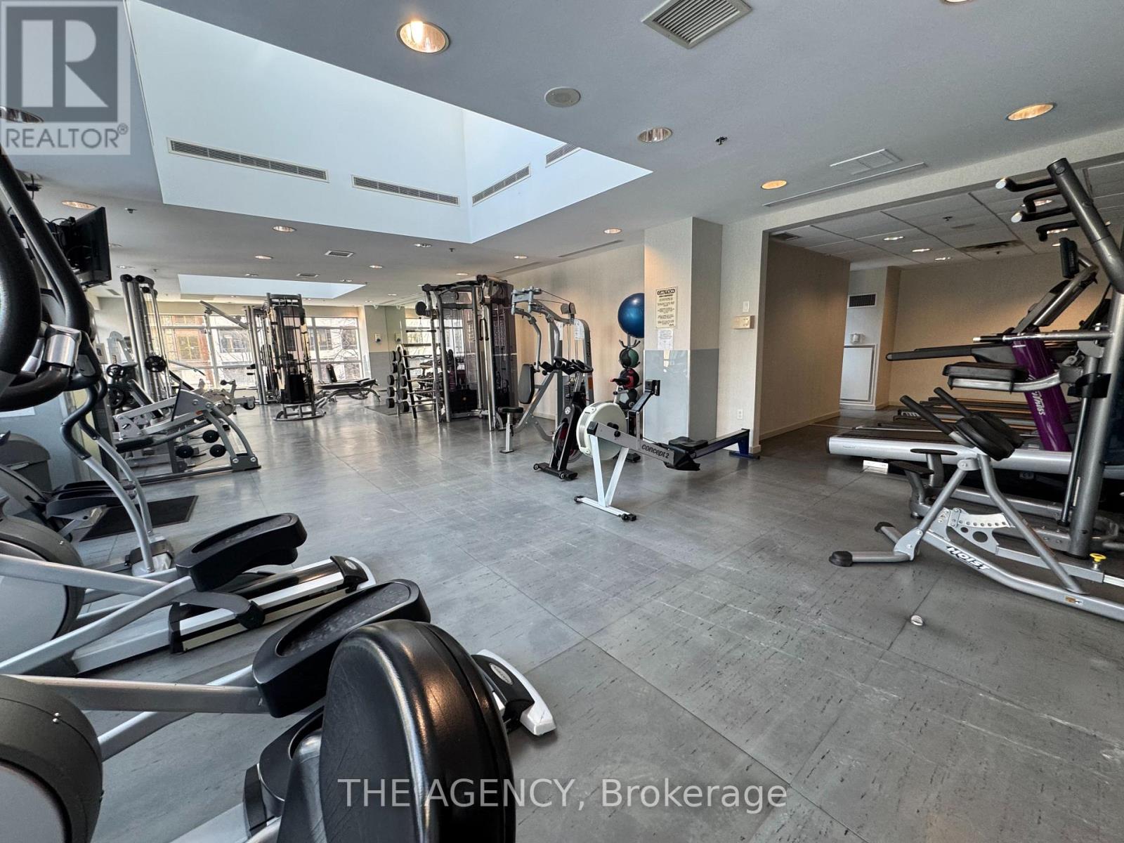 1607 - 33 Elm Drive W, Mississauga, Ontario  L5B 4M1 - Photo 18 - W12730204