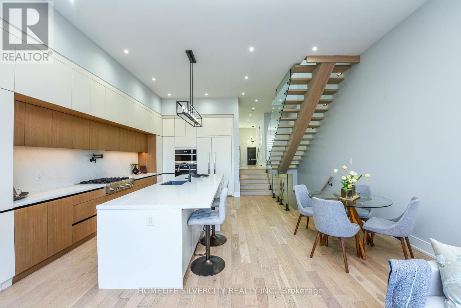 80a Evans Avenue, Toronto, Ontario  M8Z 1H8 - Photo 23 - W12730224