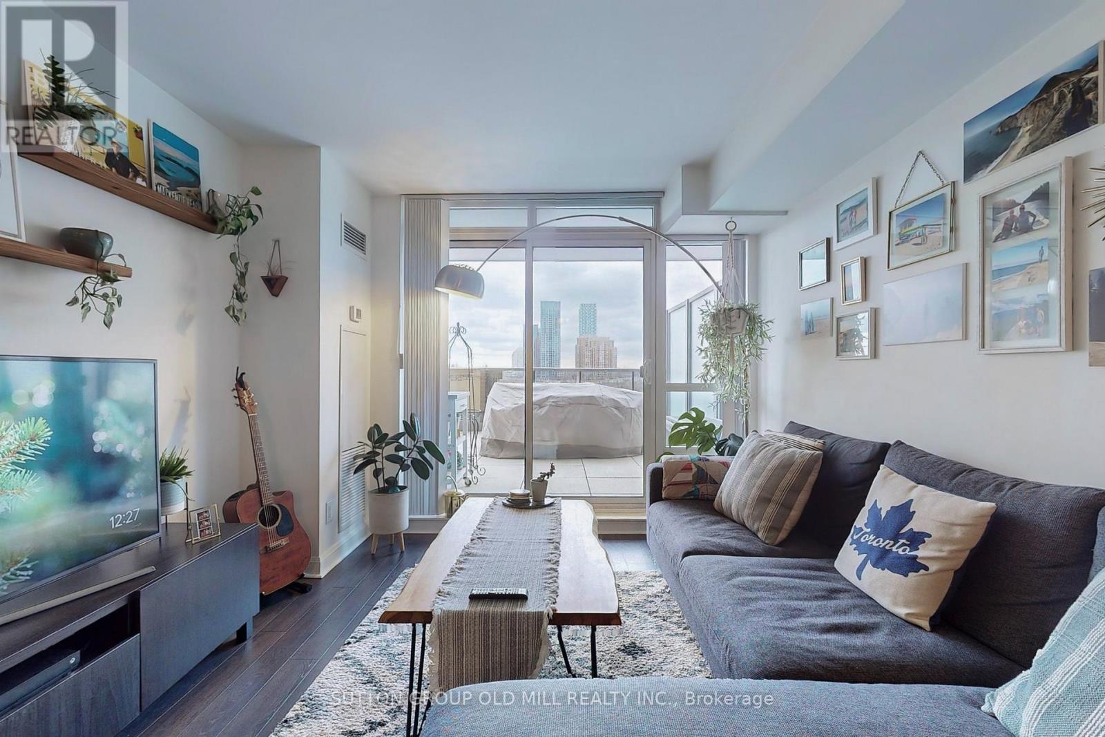 508 - 1 Michael Power Place, Toronto, Ontario  M9A 0A1 - Photo 2 - W12730228